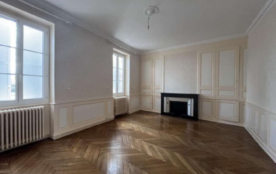 DUCASTEL IMMOBILIER : Appartement | MACON (71000) | 79 m2 | 810 € 