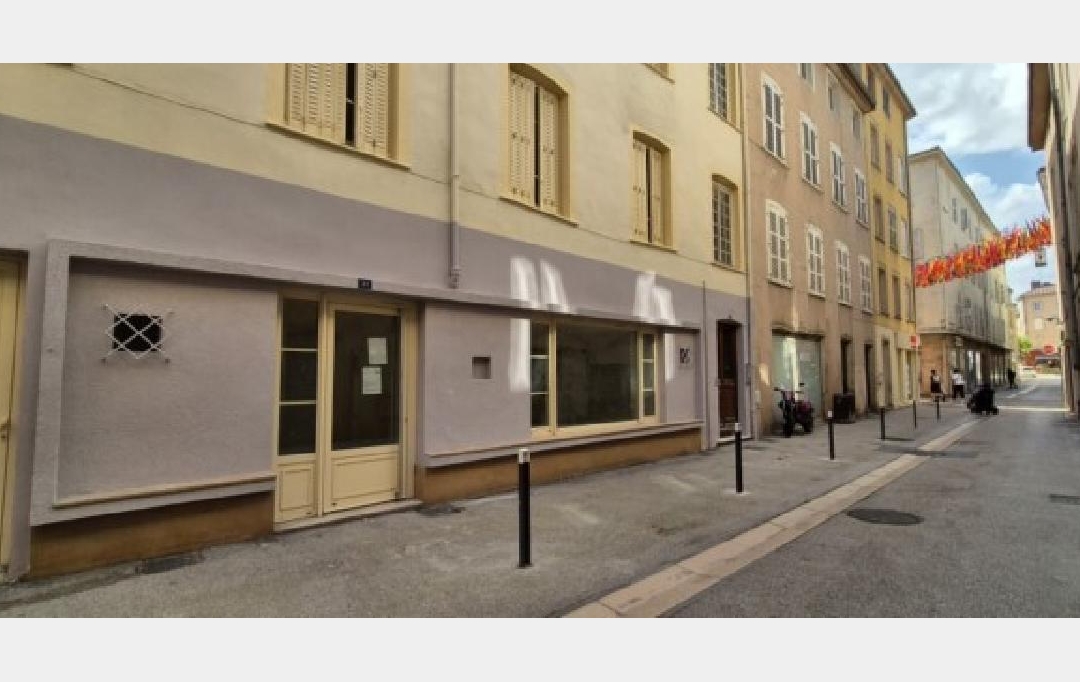 DUCASTEL IMMOBILIER : Local / Bureau | MACON (71000) | 27 m2 | 390 € 