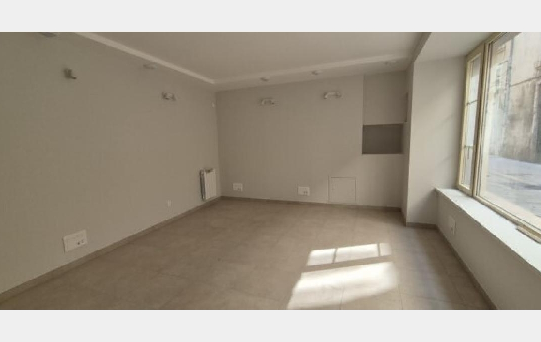 DUCASTEL IMMOBILIER : Local / Bureau | MACON (71000) | 27 m2 | 390 € 