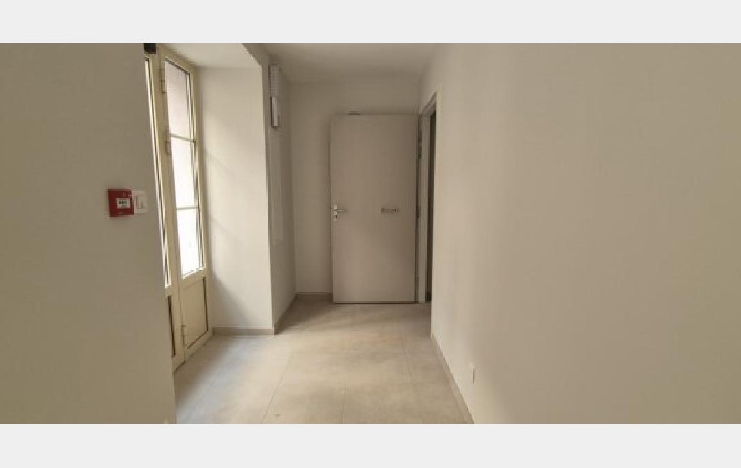 DUCASTEL IMMOBILIER : Local / Bureau | MACON (71000) | 27 m2 | 390 € 