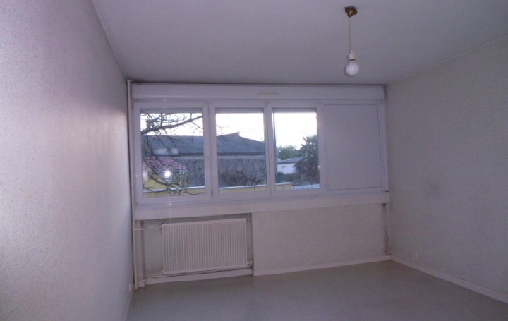 Appartement P1   MACON  35 m2 420 € 