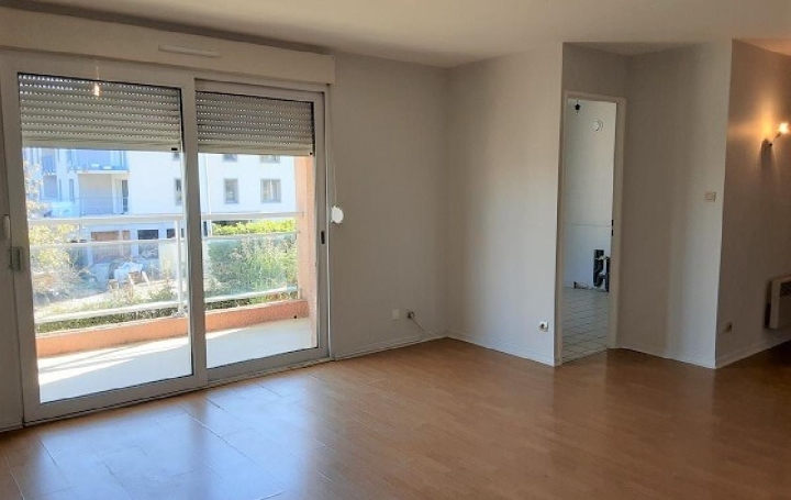 Appartement P3   MACON  72 m2 724 € 