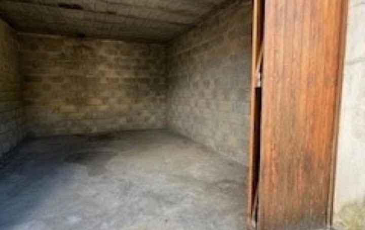  DUCASTEL IMMOBILIER Garage / Parking | MACON (71000) | 25 m2 | 232 € 